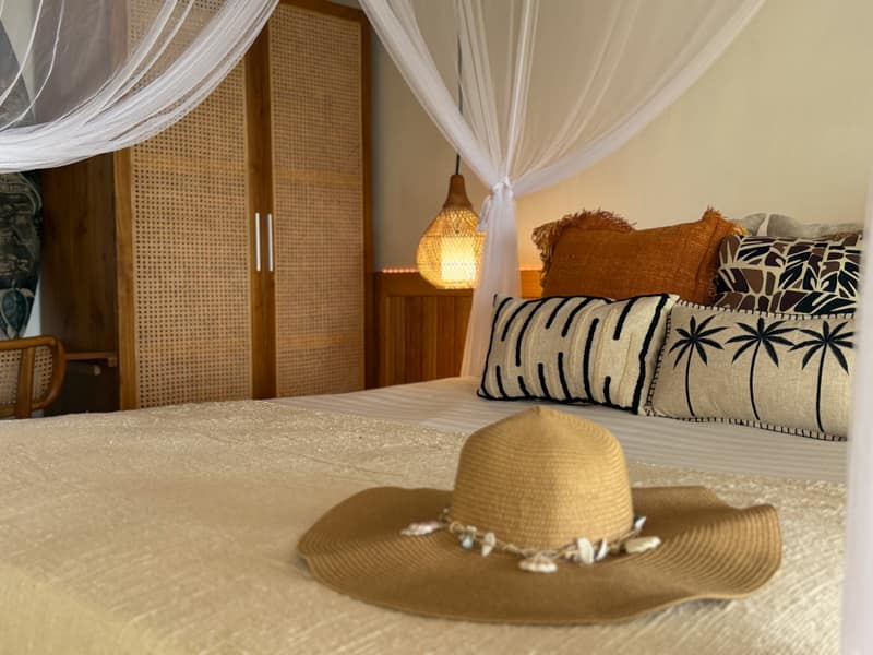 Bedroom detail